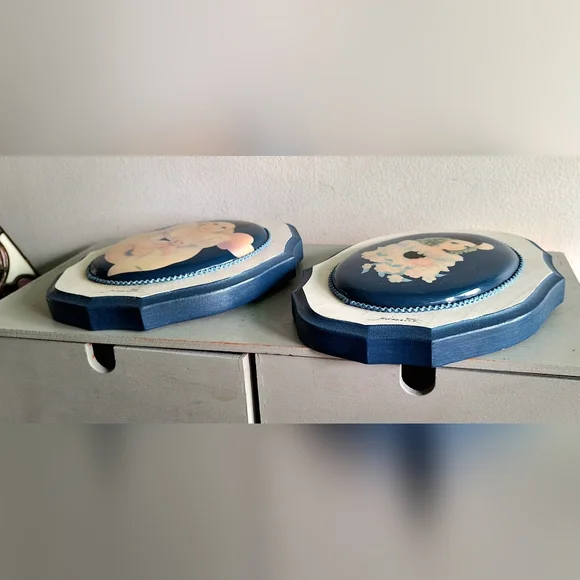 Two Pierrot frames - Picture 10 of 10